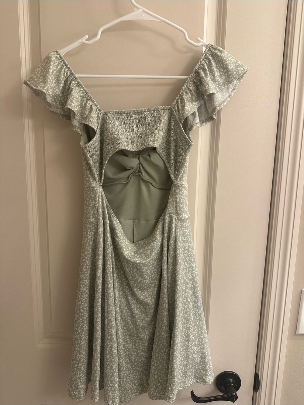 Hollister Twist Bust Knit Skort Dress | Eucalyptus Green Floral | NWOT - Picture 2 of 4